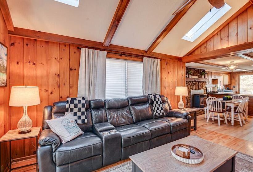 Inviting Alton Bay Home Near Lake Winnipesaukee!