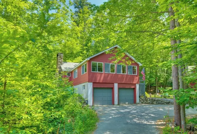 Inviting Alton Bay Home Near Lake Winnipesaukee!