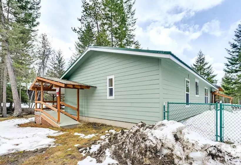 Kalispell Home W/ Patio & Grill On 4 Acres!