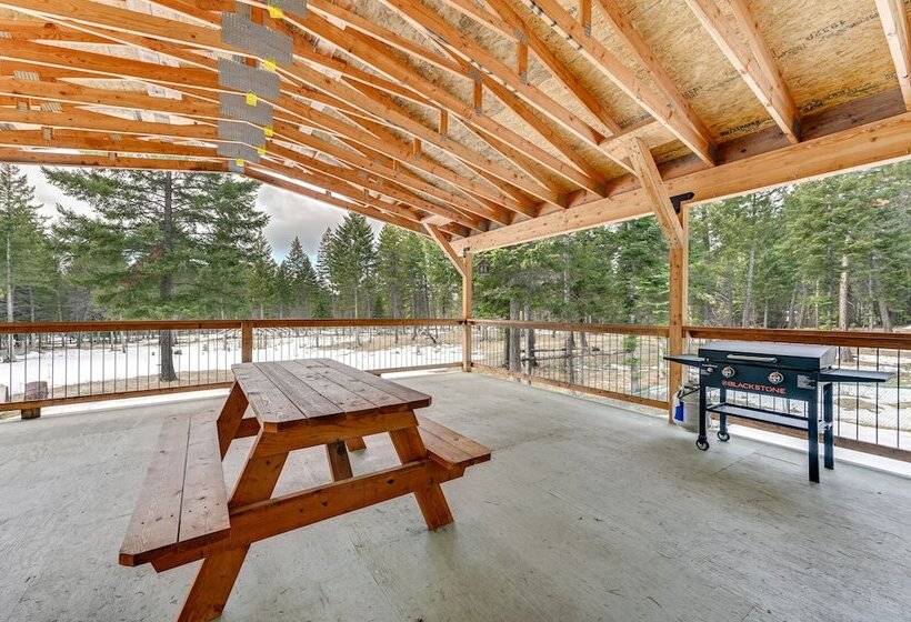 Kalispell Home W/ Patio & Grill On 4 Acres!