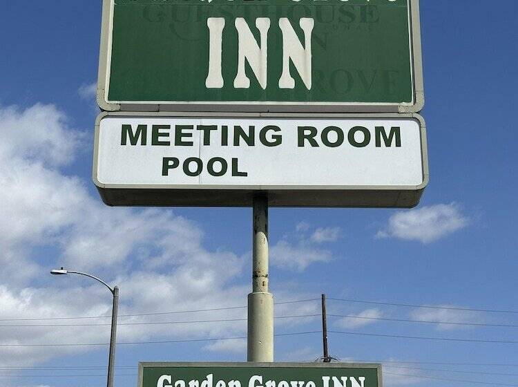 مُتل Garden Grove Inn