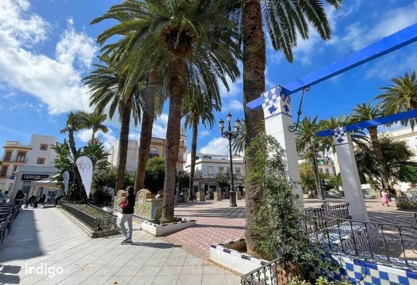 Majatalo Casa Cristóbal Colón Habitaciones Con Vistas A Semana Santa Y Fiestas