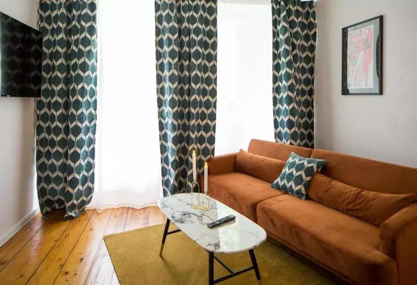 Majatalo Marché 28 Guesthouse