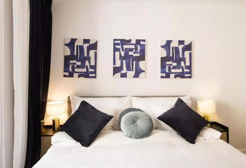 Majatalo Marché 28 Guesthouse