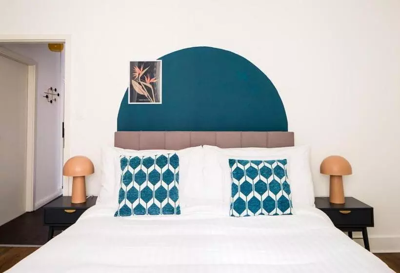 Majatalo Marché 28 Guesthouse