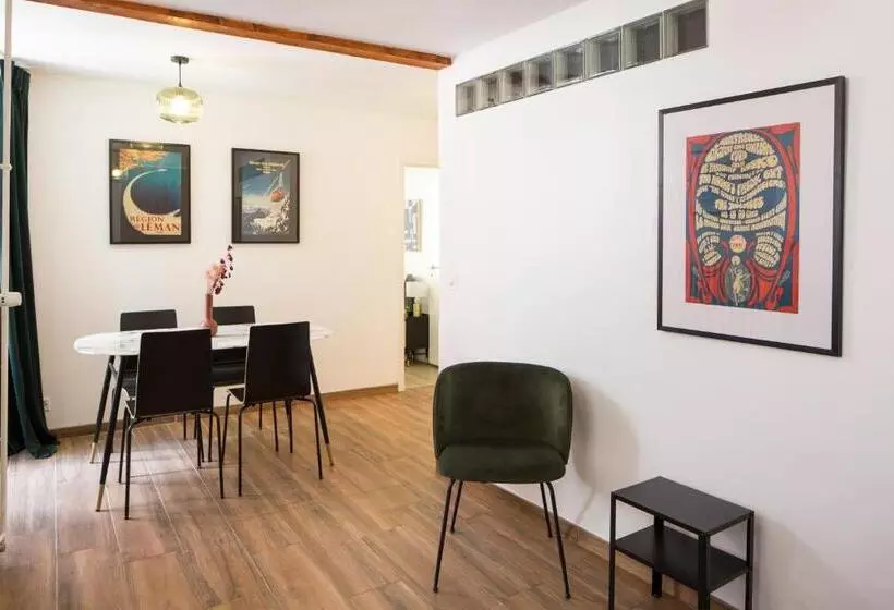 Majatalo Marché 28 Guesthouse