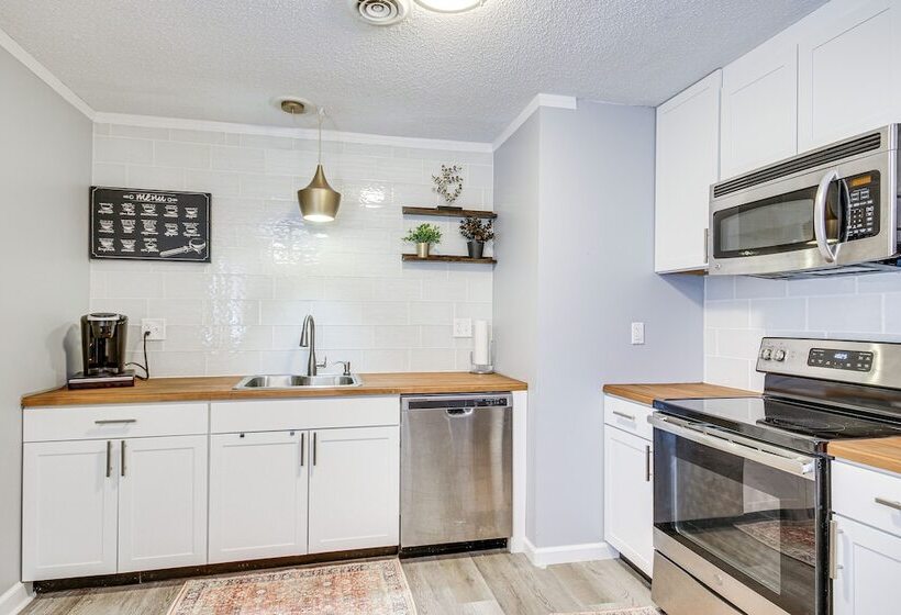 Pet Friendly Augusta Home Near Golf & Downtown!