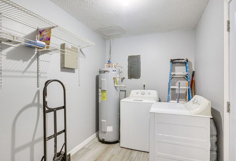 Pet Friendly Augusta Home Near Golf & Downtown!