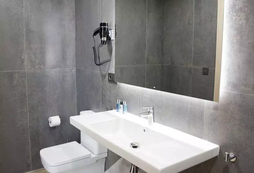 Prisma Suites
