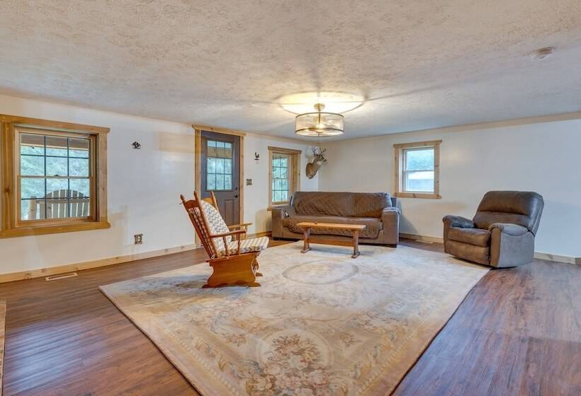 Jackson County Cabin W/ Fire Pits & Atv Trails!