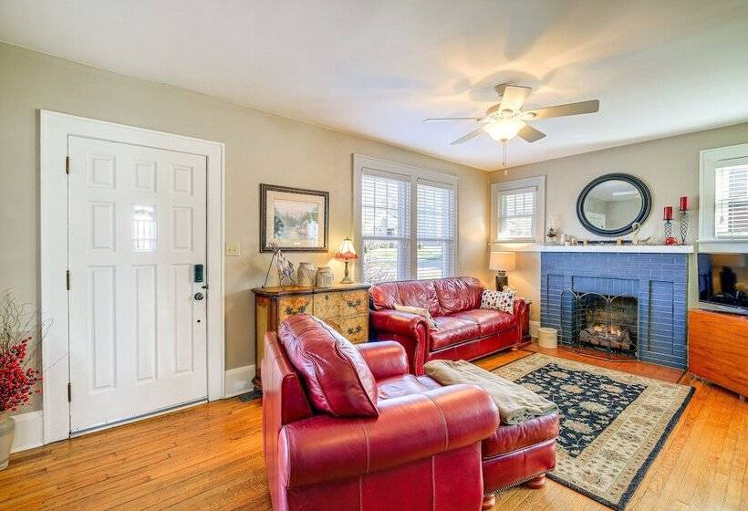 Charming Bristol Home W/ Hot Tub: 1 Mi To Downtown