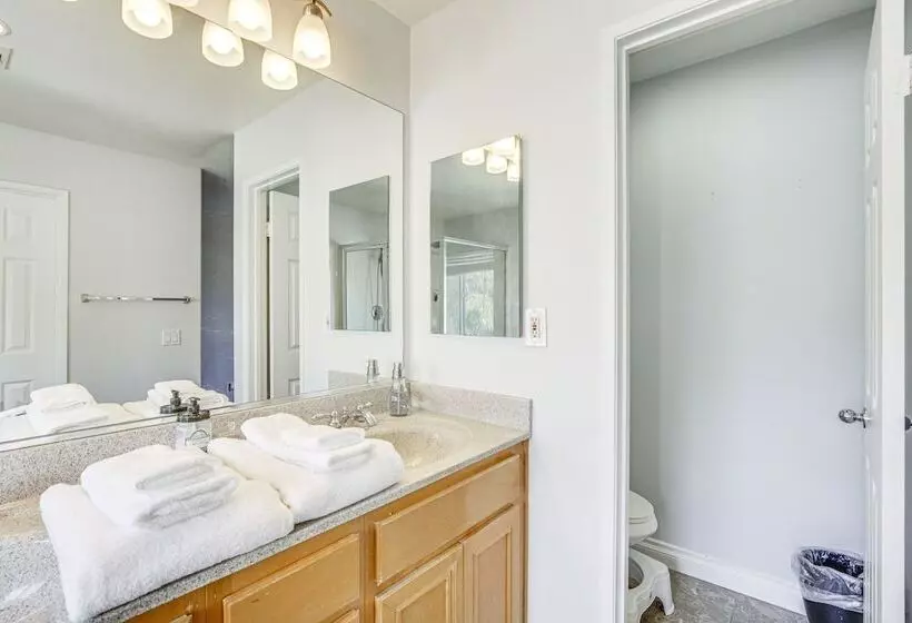 Chula Vista Home W/ Patio   4 Mi To Sesame Place!