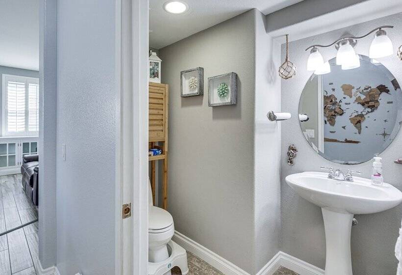 Chula Vista Home W/ Patio   4 Mi To Sesame Place!