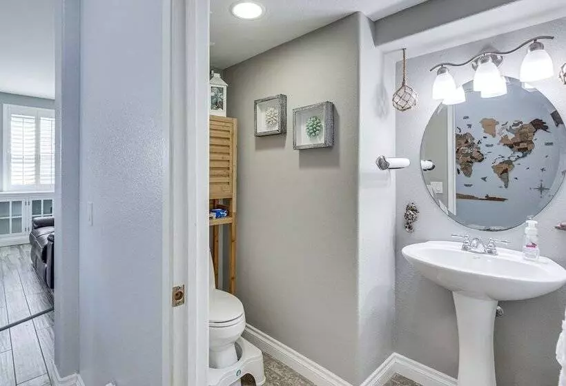 Chula Vista Home W/ Patio   4 Mi To Sesame Place!