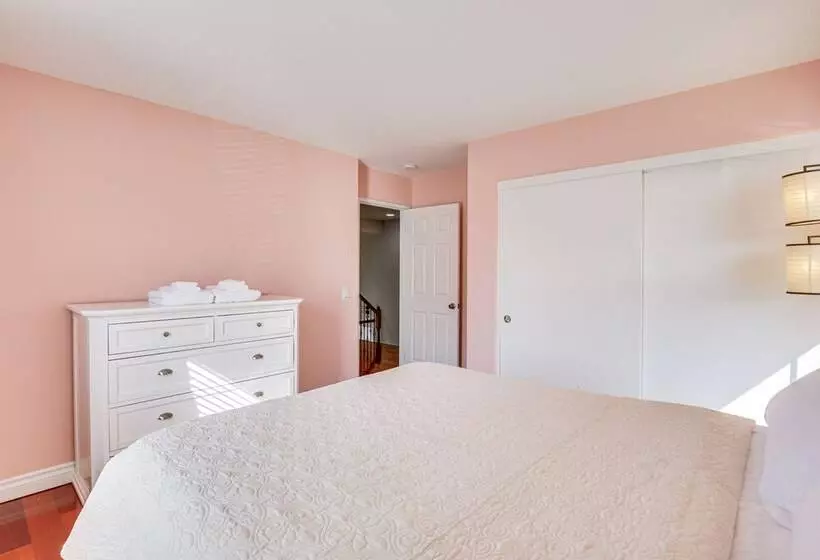 Chula Vista Home W/ Patio   4 Mi To Sesame Place!