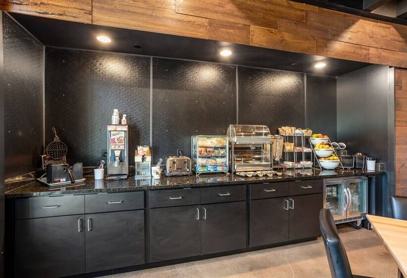 Cobblestone Hotel & Suites   Lynden