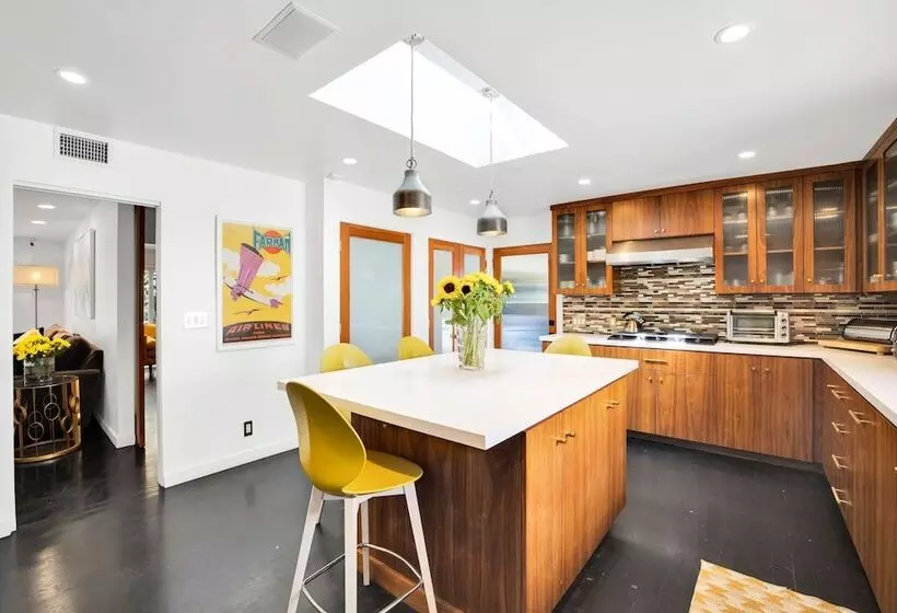 Edwin By Avantstay Hollywood Hills Luxury + Pool