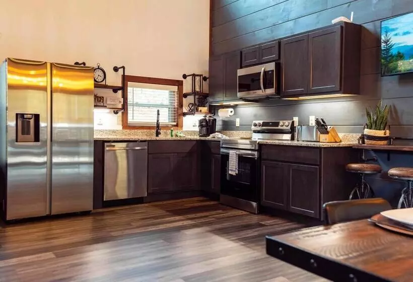 Escape To Elegance By Ghosal Luxury Lodging