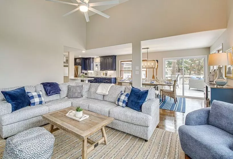 Hot Springs Lakefront Home W/ Dock & Water Views!