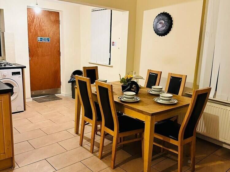 Hotel Elm Vale Lodge