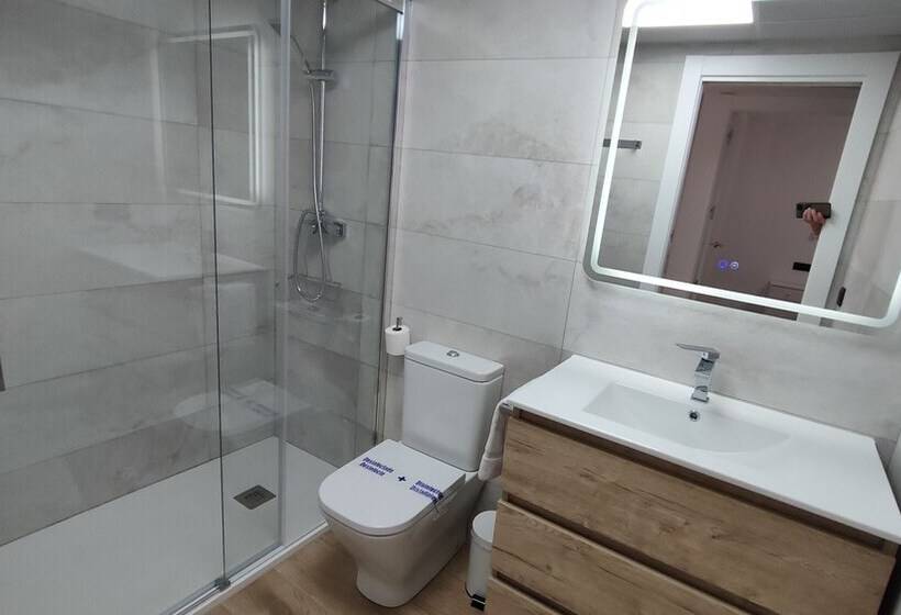 هتل Mira San Basilio