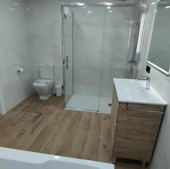 هتل Mira San Basilio