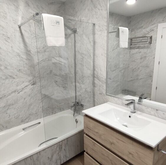 هتل Mira San Basilio