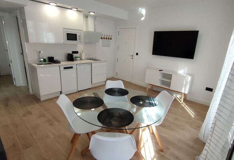 هتل Mira San Basilio