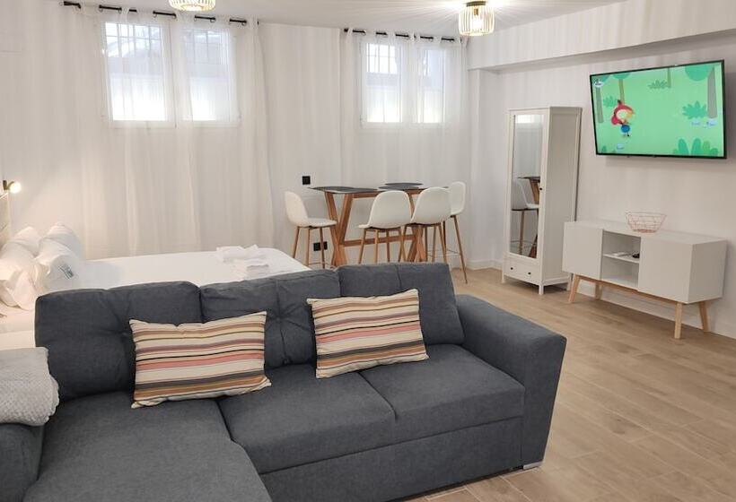 هتل Mira San Basilio