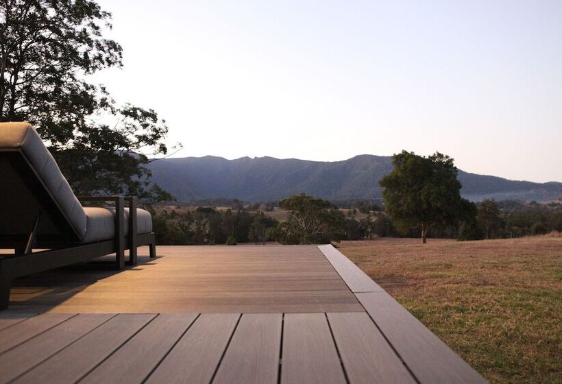 Сельский отель Avion Retreat