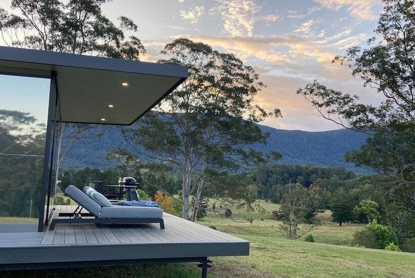 Сельский отель Avion Retreat