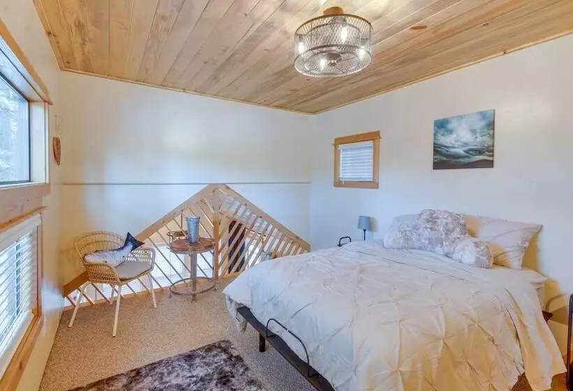 Cozy & Restful Cabin, Steps To Lake Almanor