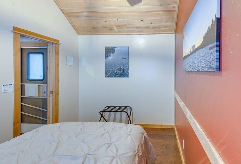 Cozy & Restful Cabin, Steps To Lake Almanor