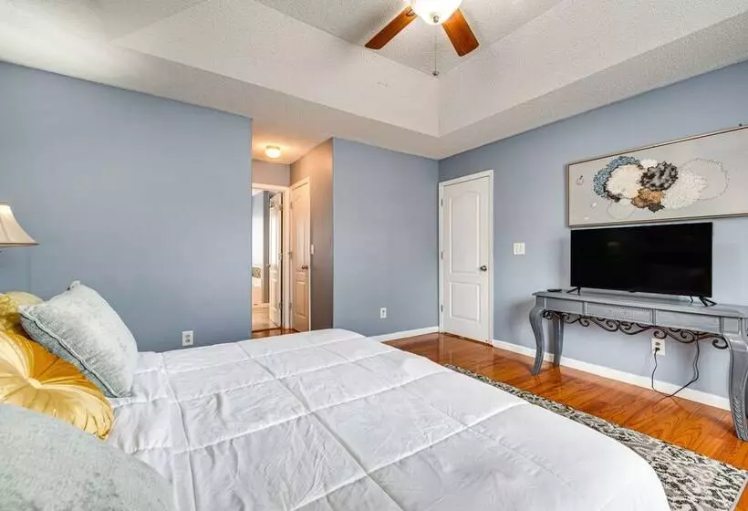 Peaceful Monroe Home W/ Private Pool, Pet Friendly