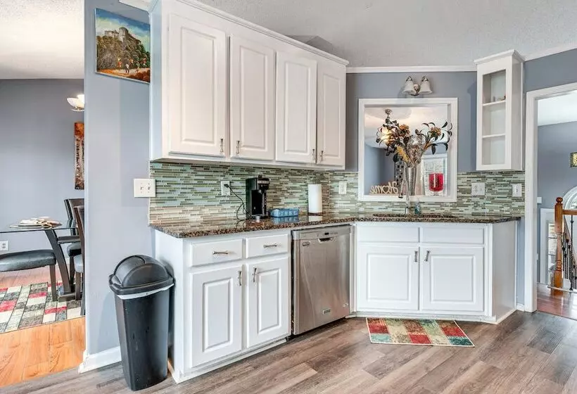 Peaceful Monroe Home W/ Private Pool, Pet Friendly