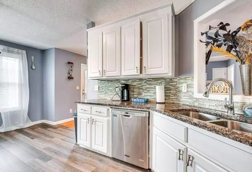 Peaceful Monroe Home W/ Private Pool, Pet Friendly