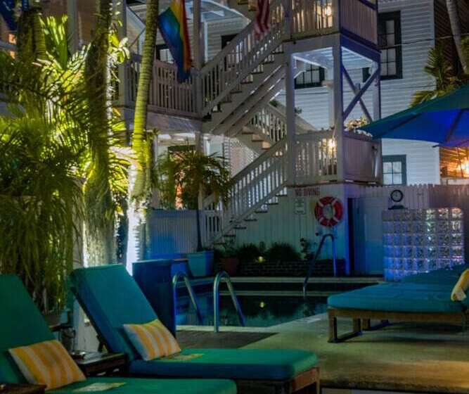 פנסיון Bishop Hotel Key West