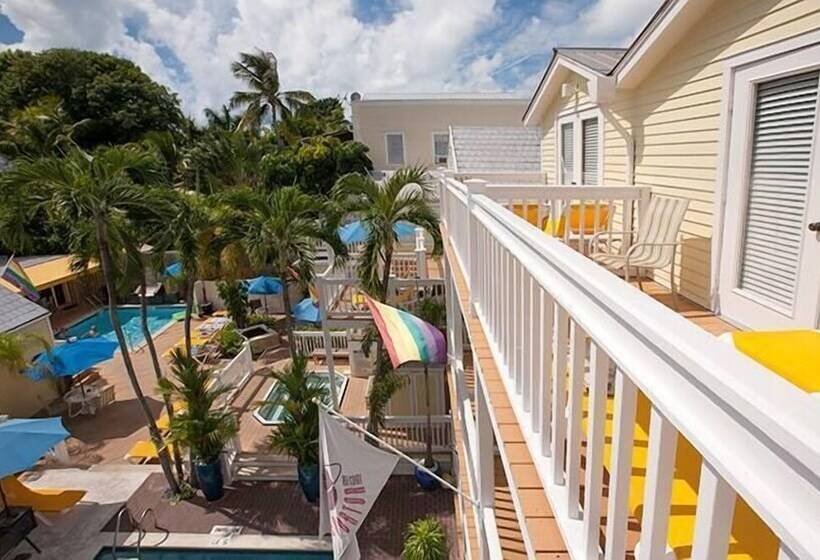 פנסיון Bishop Hotel Key West