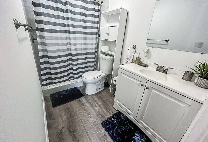 پانسیون Cerca A Busch  Gardens