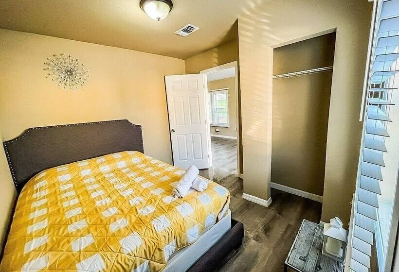 پانسیون Cerca A Busch  Gardens