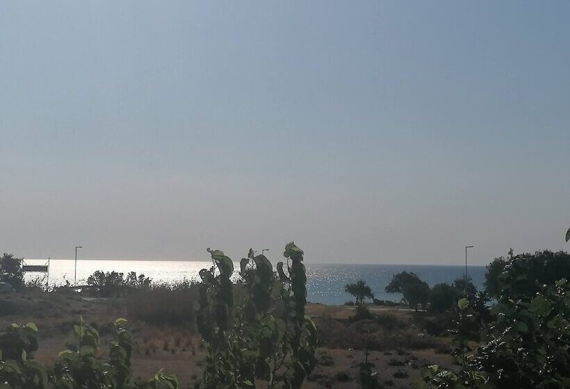 پانسیون Room In Guest Room   12 Senses Faliraki Deluxe Room Near Sea 1