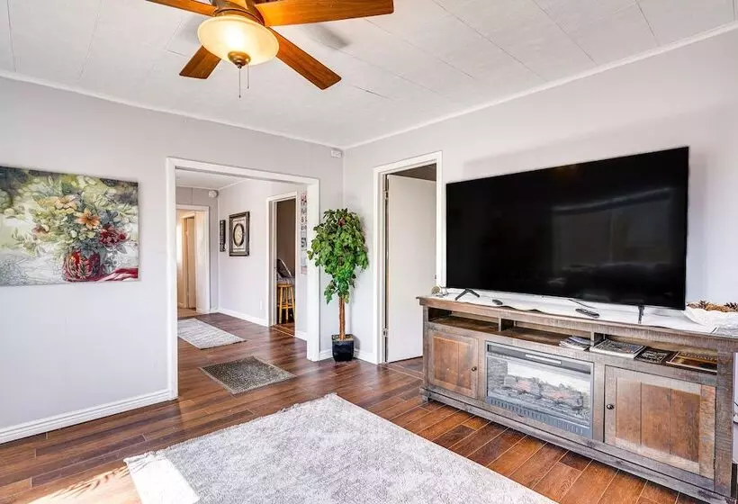 Pet Friendly Colorado Retreat W/ Patio & Fire Pit!