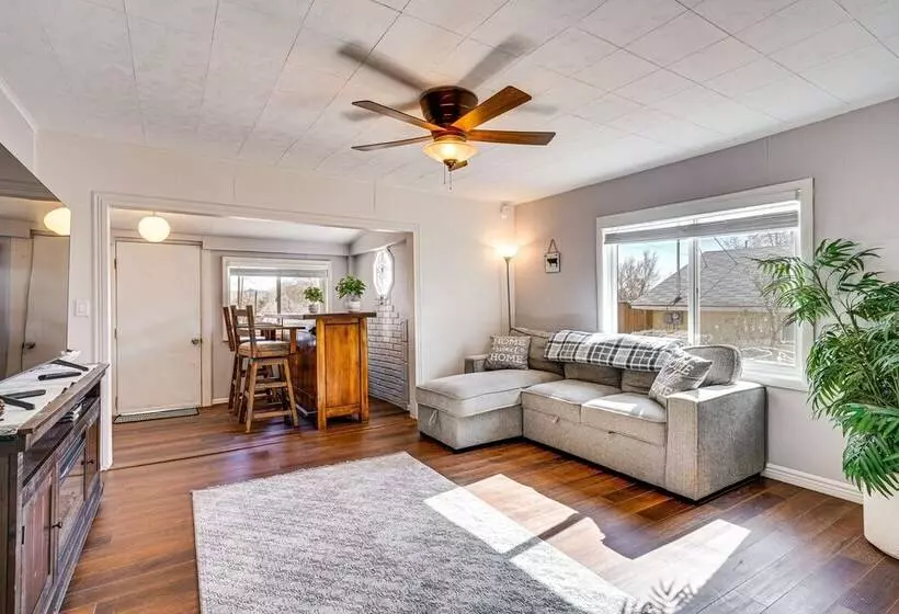 Pet Friendly Colorado Retreat W/ Patio & Fire Pit!