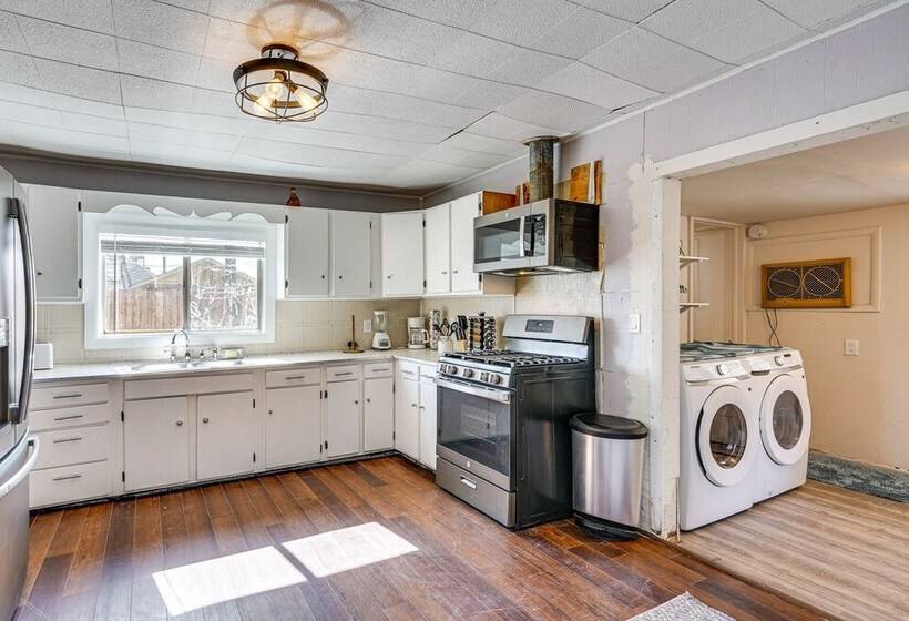 Pet Friendly Colorado Retreat W/ Patio & Fire Pit!