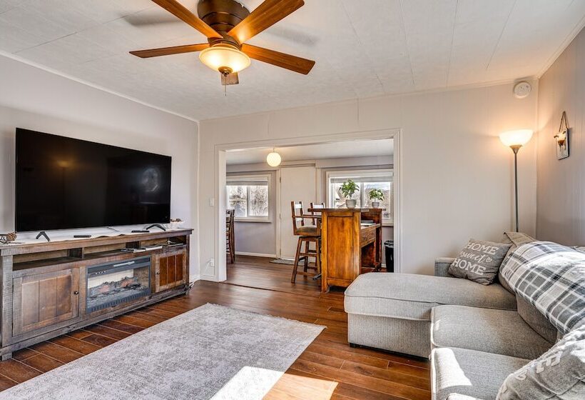 Pet Friendly Colorado Retreat W/ Patio & Fire Pit!