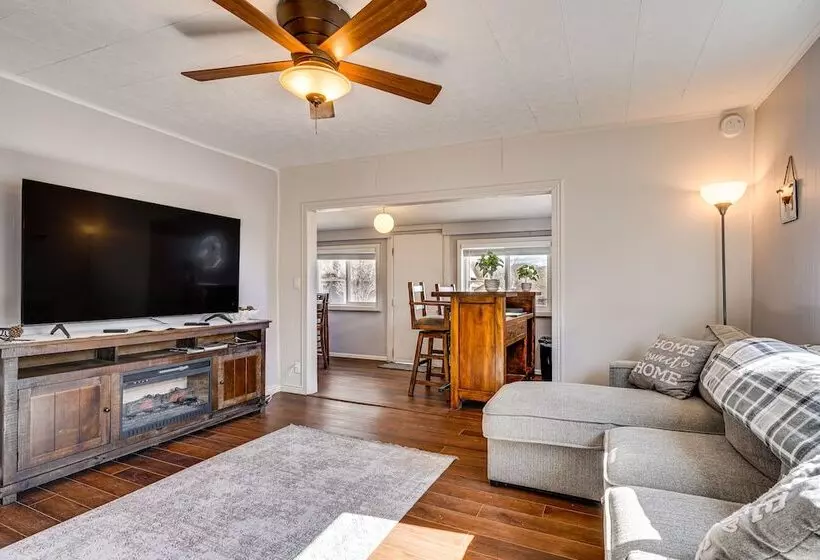 Pet Friendly Colorado Retreat W/ Patio & Fire Pit!