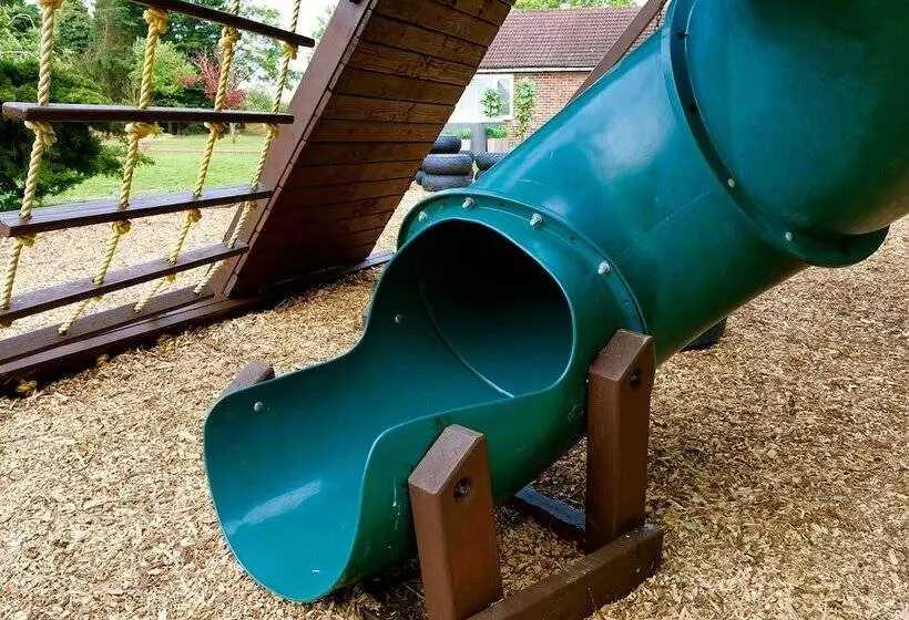 Residenssi Deluxe 2 Bed Versace Hottub Skytv