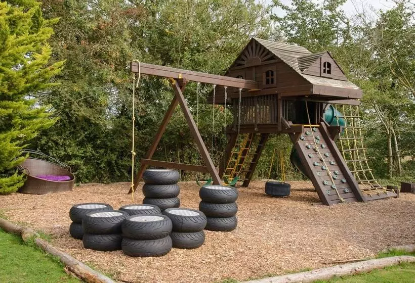 Residenssi Deluxe 2 Bed Versace Hottub Skytv