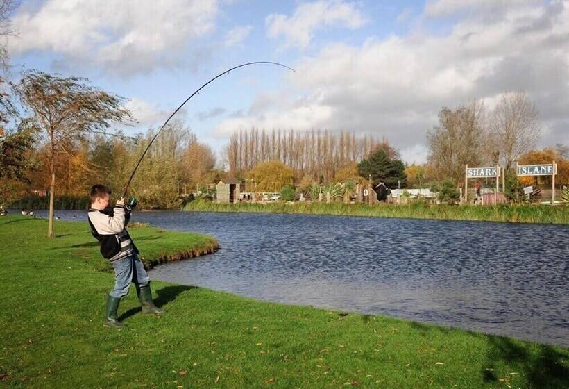 منتجع Bird Lake Pastures 2 Bedrooms 2 Baths