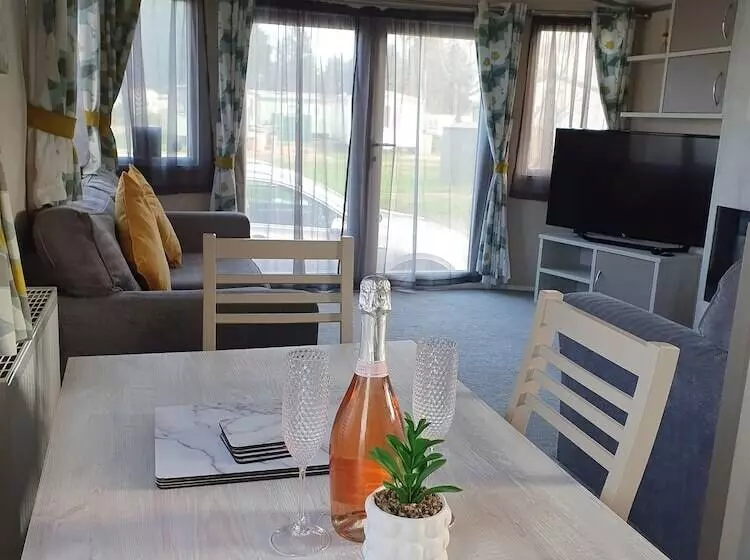 Lomakeskus Bird Lake Pastures 2 Bedrooms 2 Baths